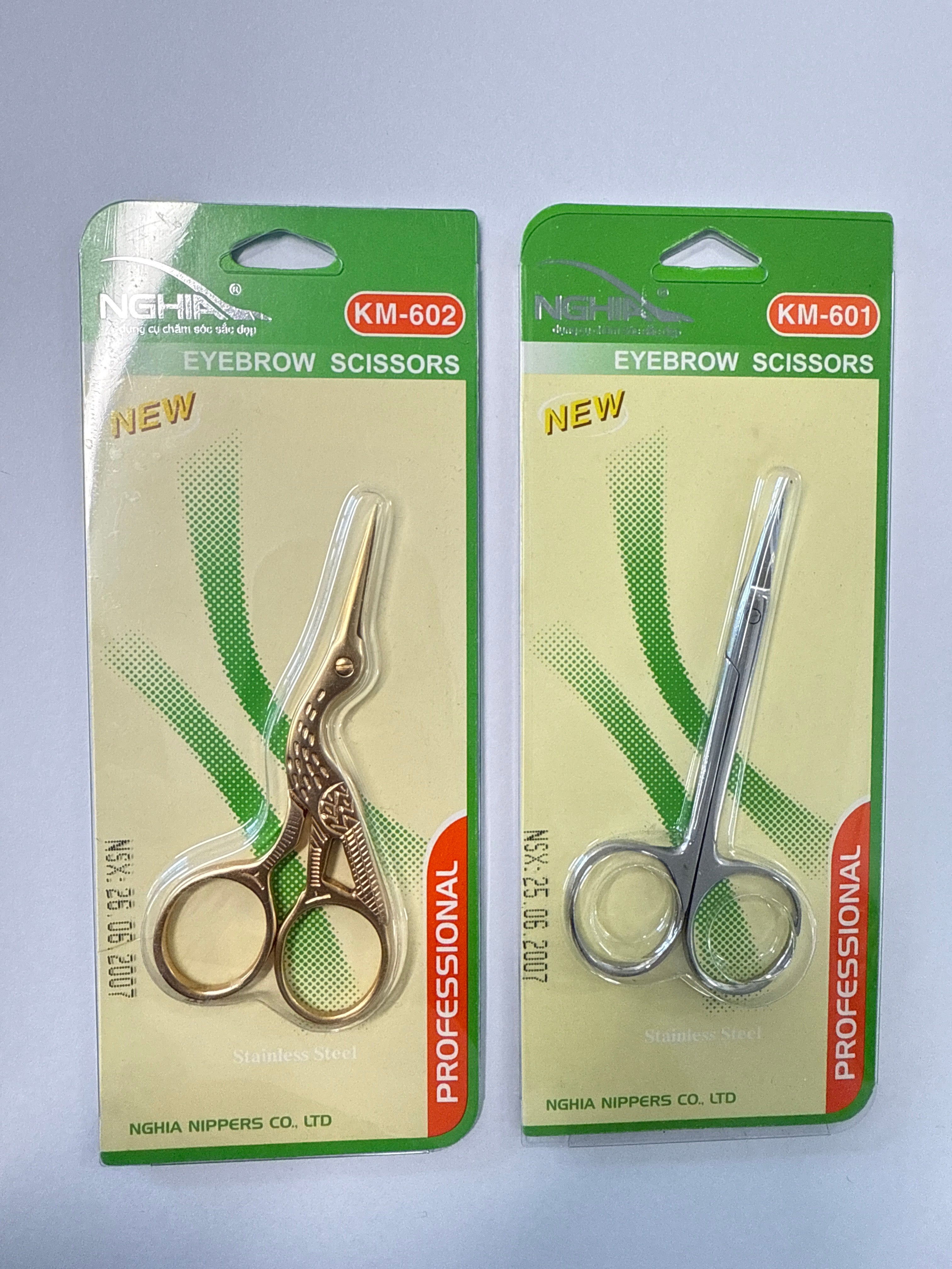 Nghia Eyebrow Scissors - Assorted