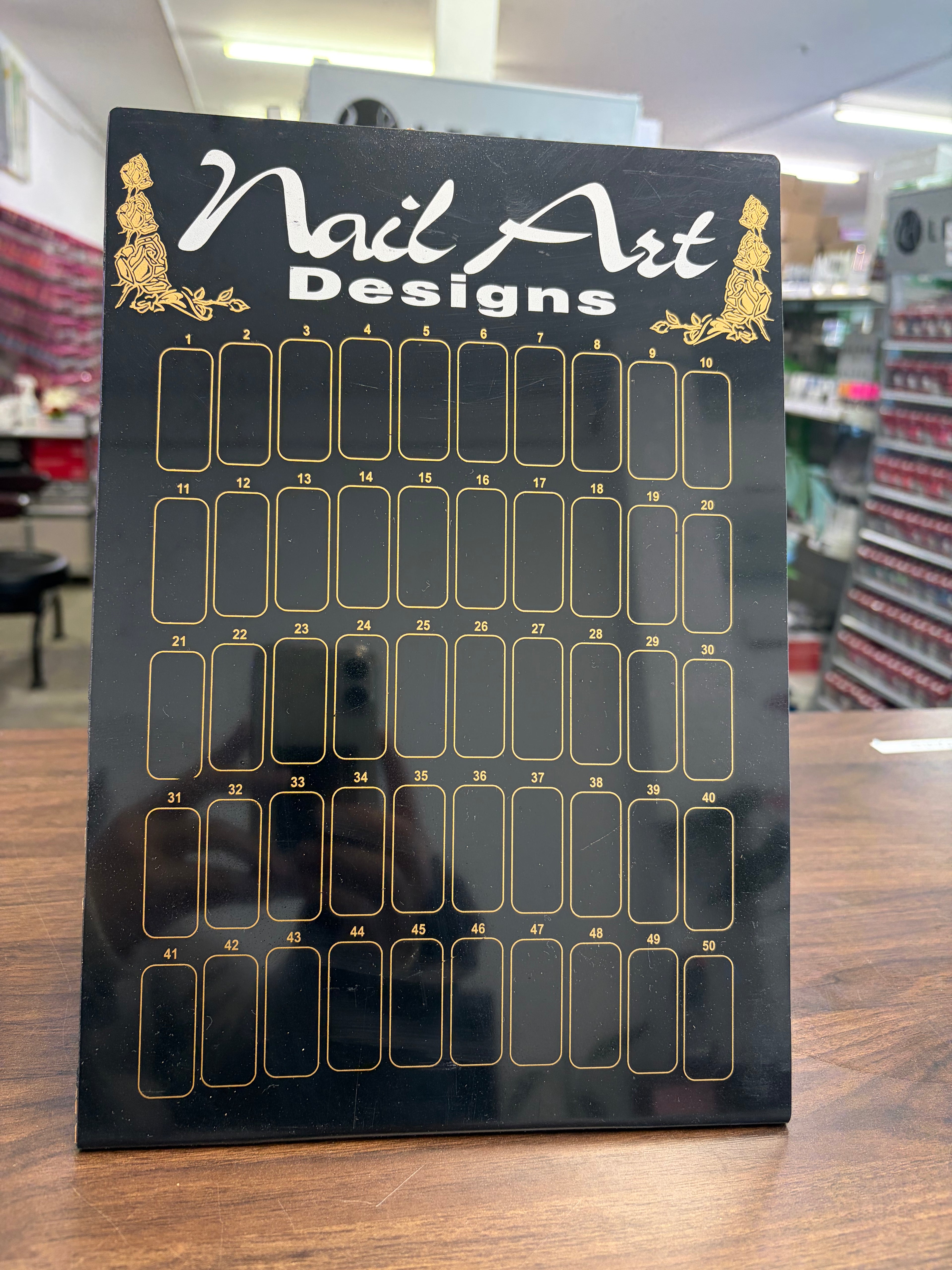 NAIL ART DISPLAY BOARD – WHITE/BLACK